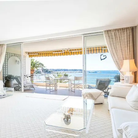 Eden Apartment